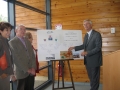 Alain Laurendon, vice-président du Conseil Général et Maire de Saint-Just Saint-Rambert reçoit sa généalogie